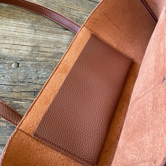 Vince Camuto handbag - Picture 2 of 7